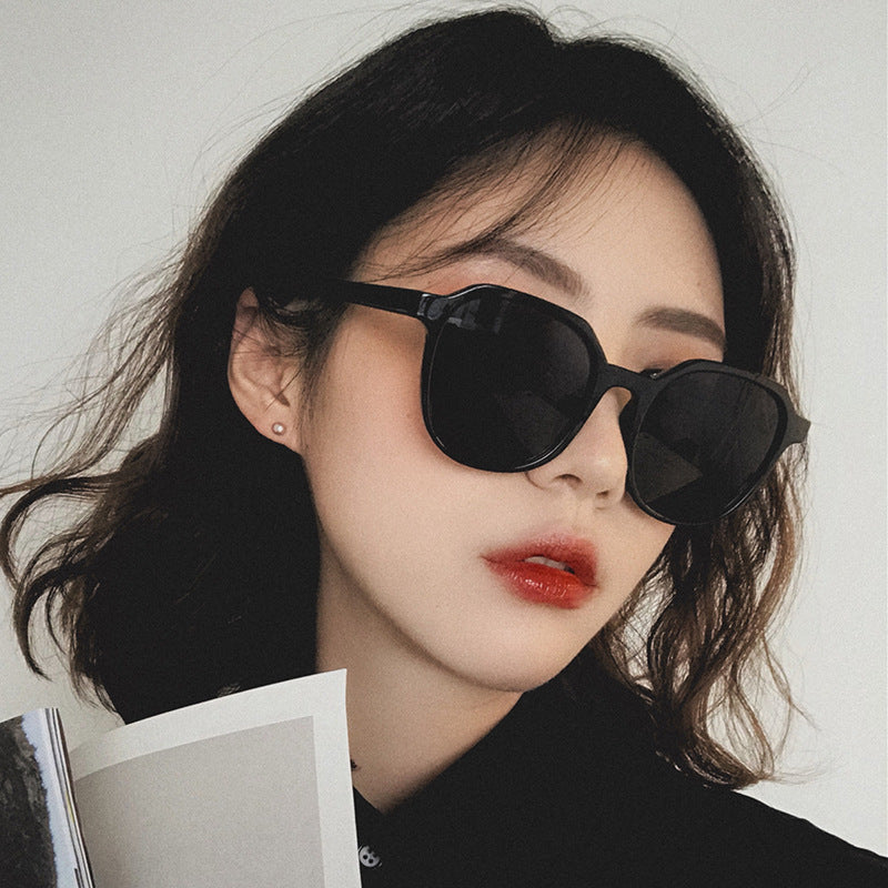 New Korean version of the fashion men and women sun anti-UV trend sunglasses vacation street shooting sunglasses alfamoba