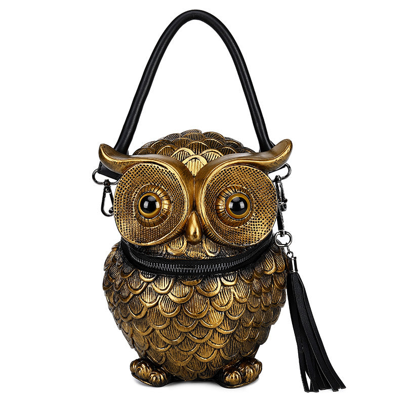 Embossed three-dimensional creative handbags punk simulation owl shoulder diagonal bag original animal flow Supor bag alfamoba