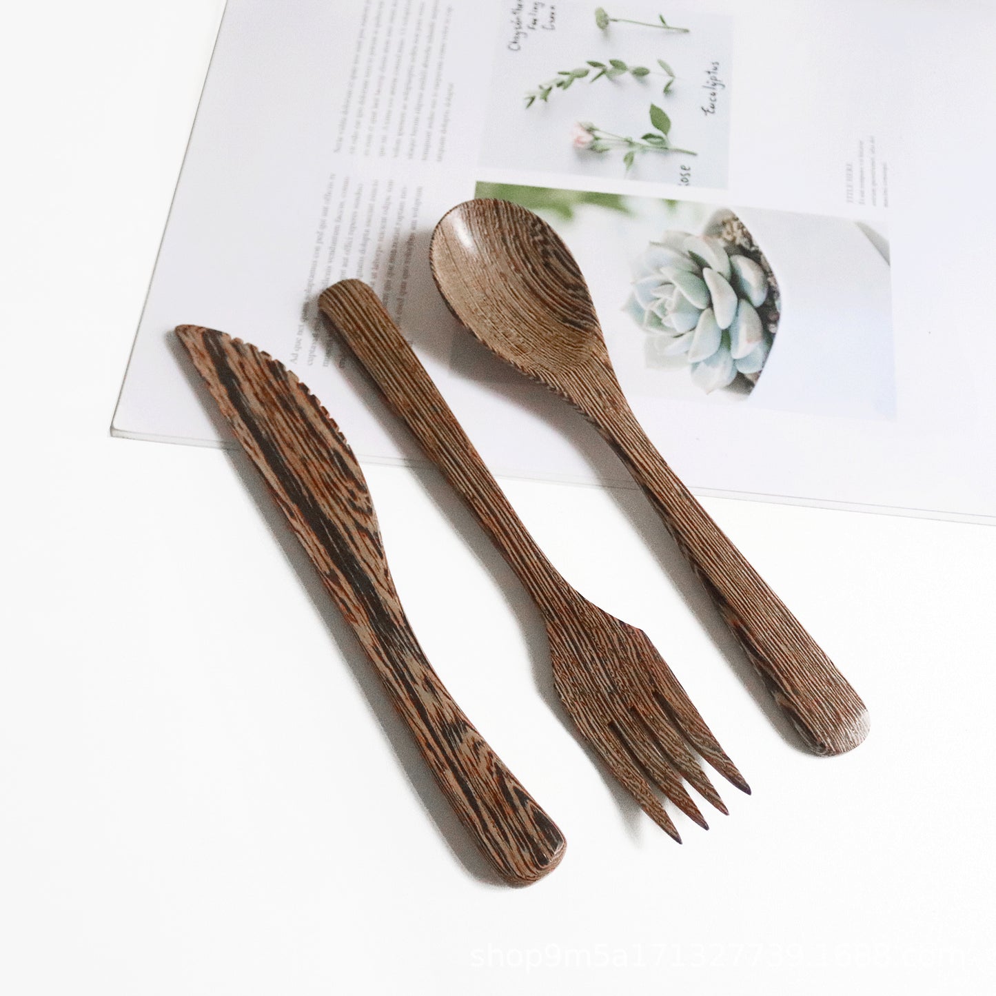 Vietnamese coconut wood unpainted wax-free wooden spoon wooden fork wooden knife chicken wing wooden spoon wooden fork wooden knife alfamoba