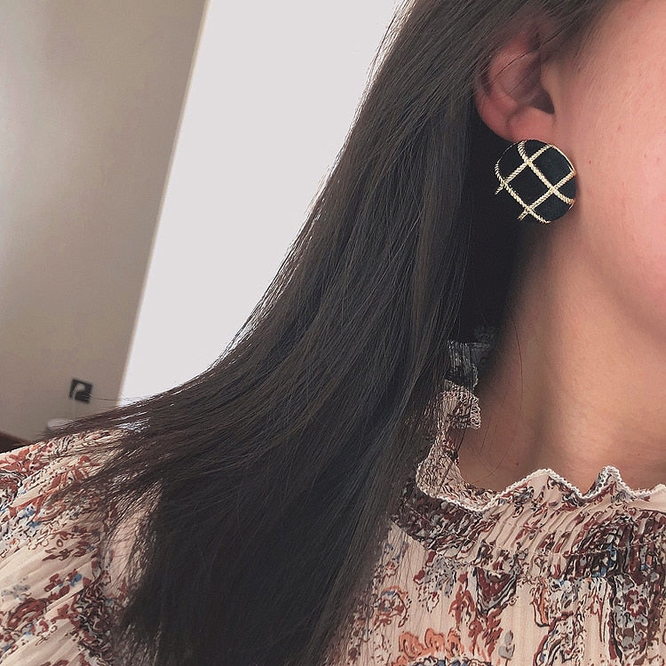 Vintage geometry button shape stud earrings female Bohemia Round Trendy Large Earrings big lint earrings for women jewelry alfamoba