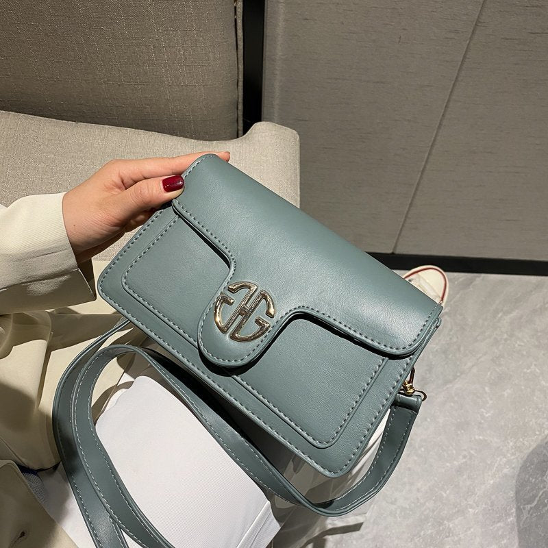 Women's bag women's bag new 2021 Korean fashion trend diagonal bag flip bag female autumn popular parcel PU alfamoba