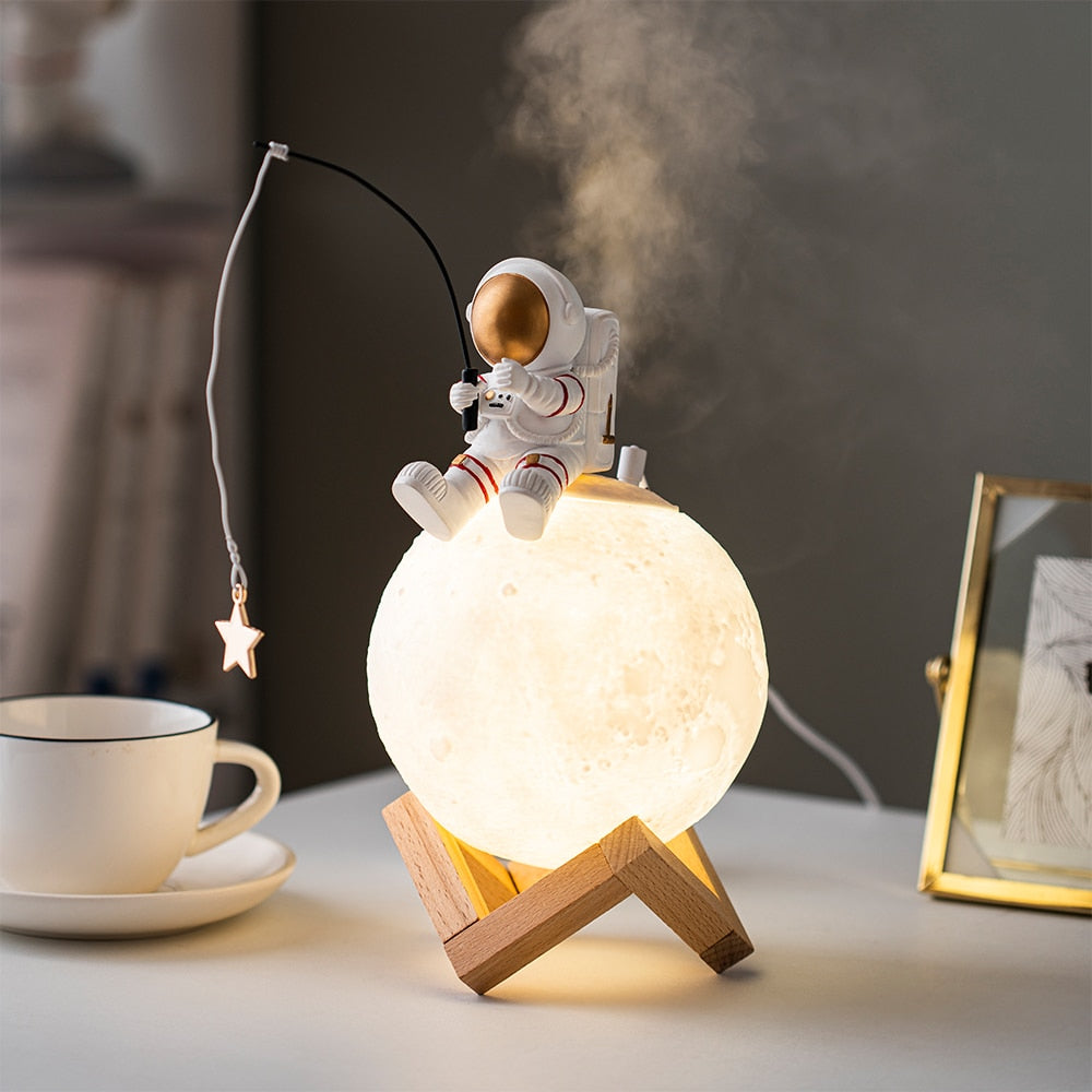 Astronaut Figurines Home Decoration Resin Space Man Miniature Night Light Humidifier Cold Fog Machine Accessories Birthday Gifts alfredo.barrella7