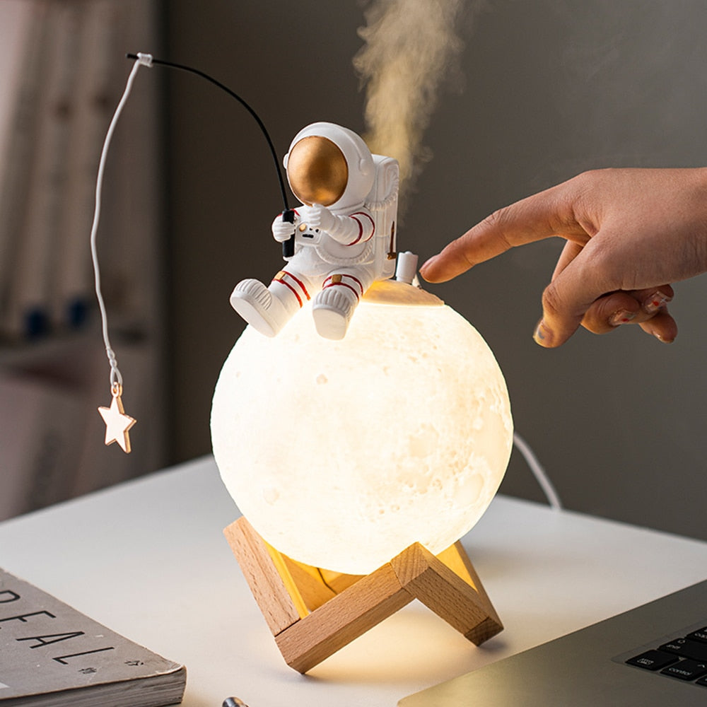 Astronaut Figurines Home Decoration Resin Space Man Miniature Night Light Humidifier Cold Fog Machine Accessories Birthday Gifts alfredo.barrella7